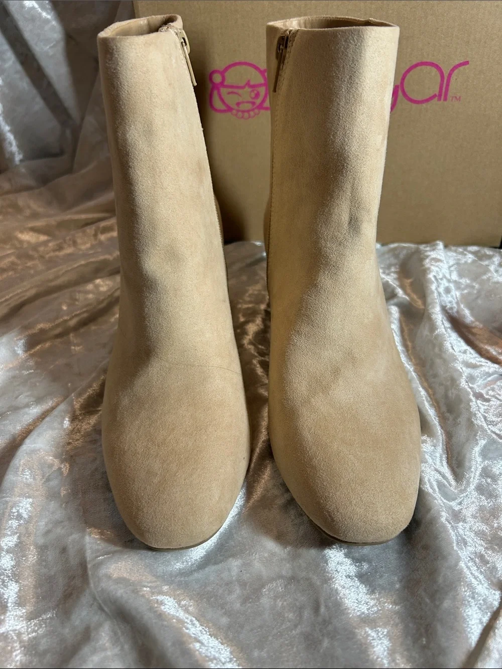 NWT SUGAR SNAKE HEEL ANKLE BOOTS 7.5M